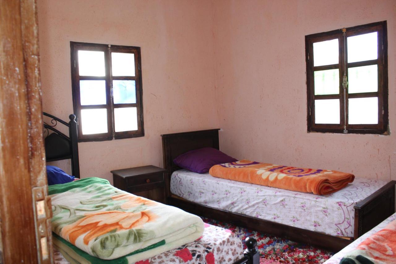 Auberge Toubkal Amsouzart Aitst Idar Tizgui Exteriör bild