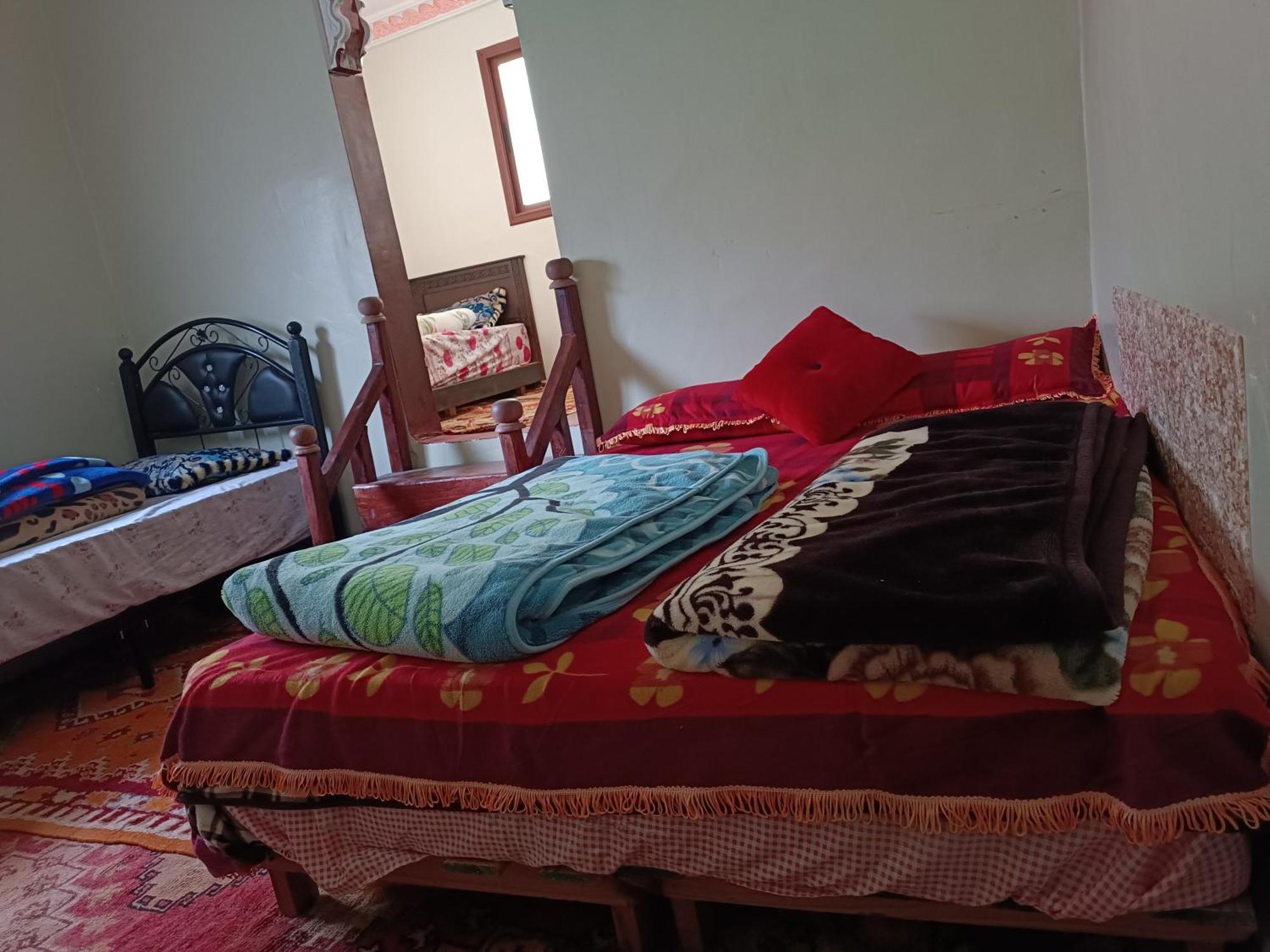 Auberge Toubkal Amsouzart Aitst Idar Tizgui Exteriör bild