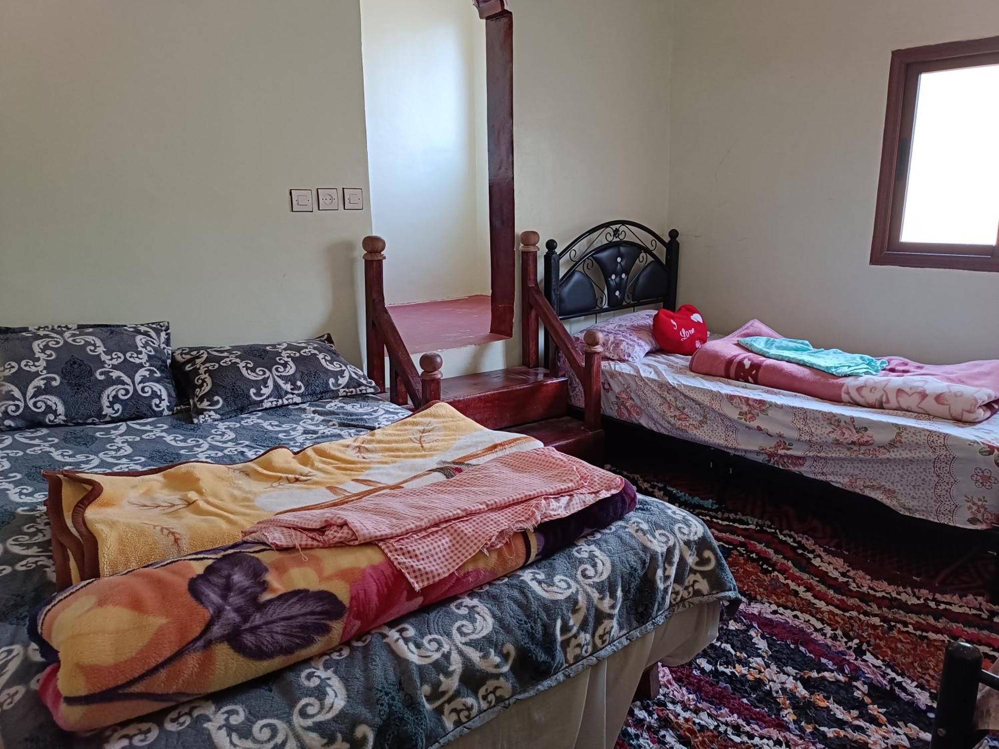 Auberge Toubkal Amsouzart Aitst Idar Tizgui Exteriör bild