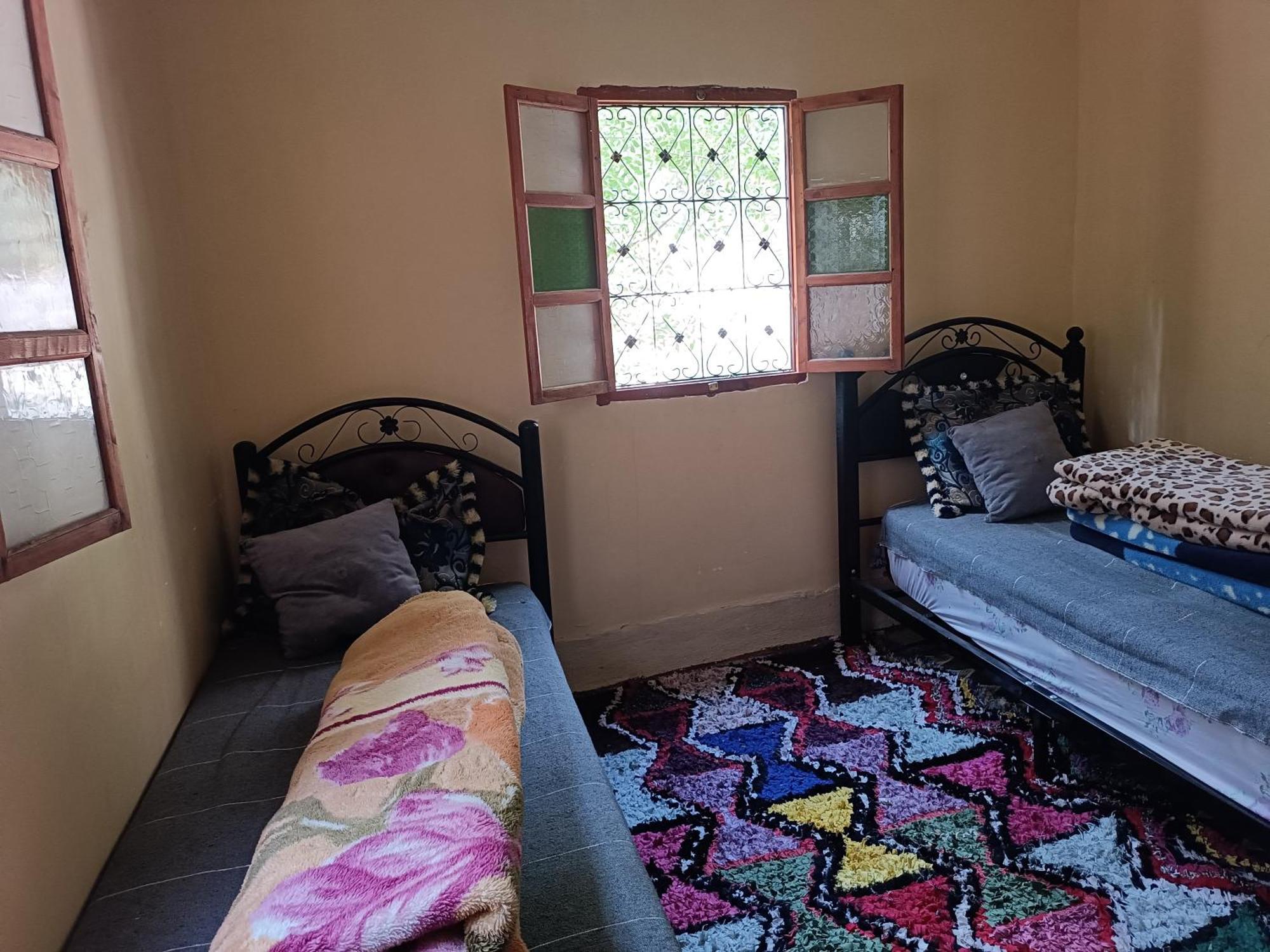Auberge Toubkal Amsouzart Aitst Idar Tizgui Exteriör bild
