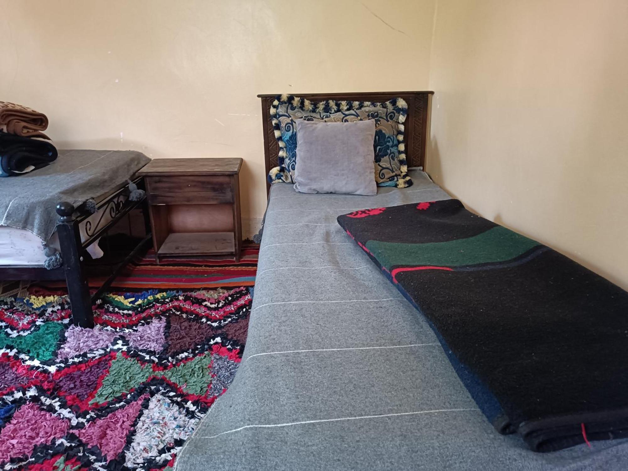 Auberge Toubkal Amsouzart Aitst Idar Tizgui Exteriör bild